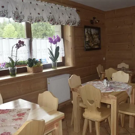 U Wajdy Rum i privatbostad Ciche Małe